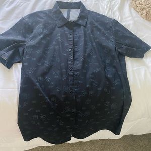 Men’s Lululemon button down shirt short sleeve